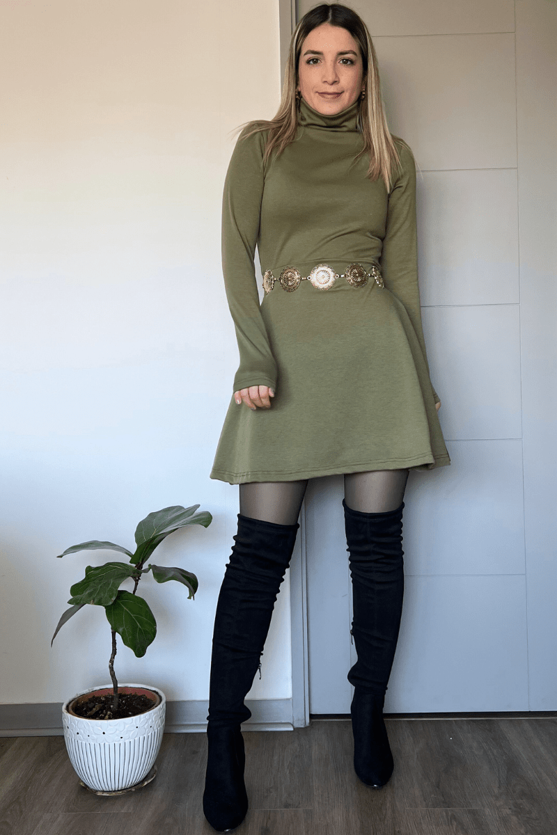 Vestido cuello tortuga corte campana algodón punto roma