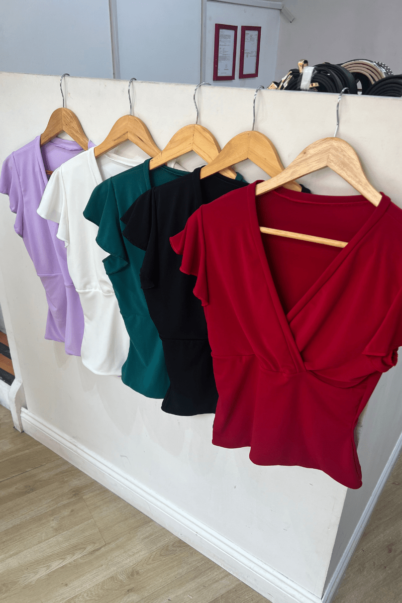 Polera doble lycra escote V vuelitos Lucky Collection