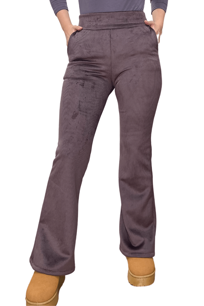 Flare pants cotele y polar en su interior