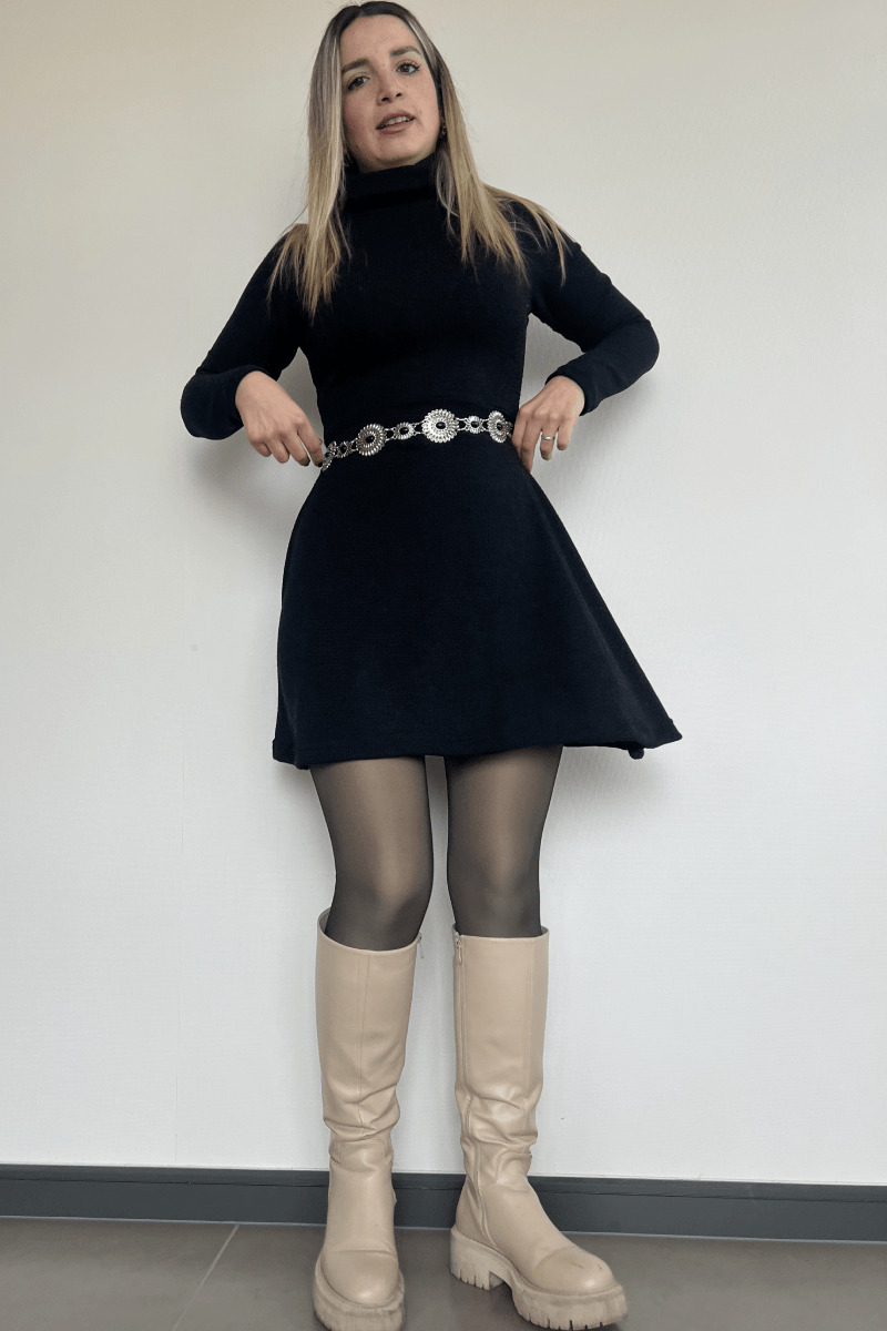 Vestido cuello tortuga corte campana Lucky Collection