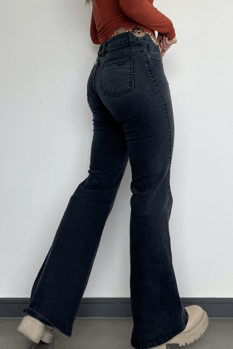 Jeans flare grisaceo elasticado confección nacional