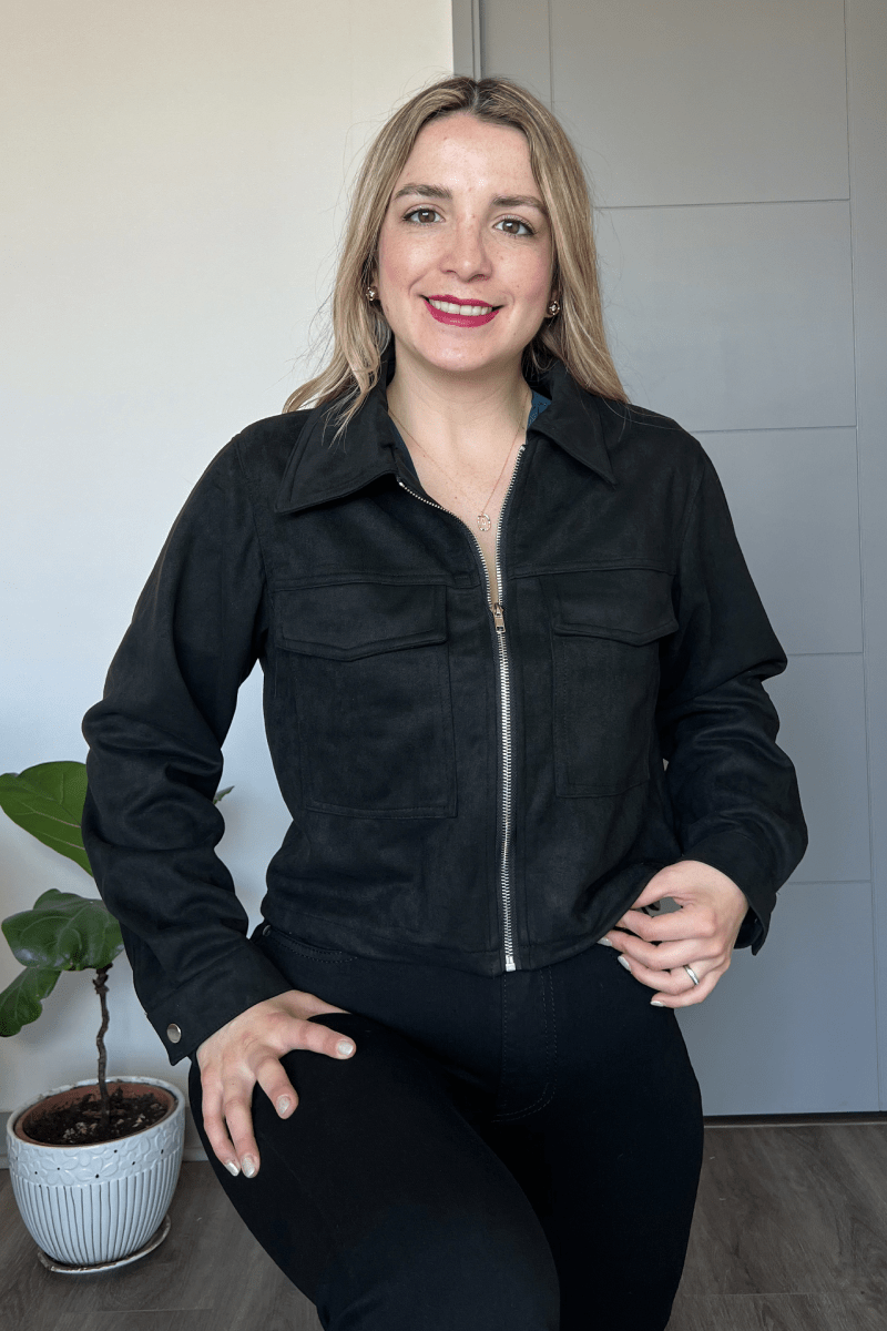 Chaqueta de gamuza con bolsillos delanteros