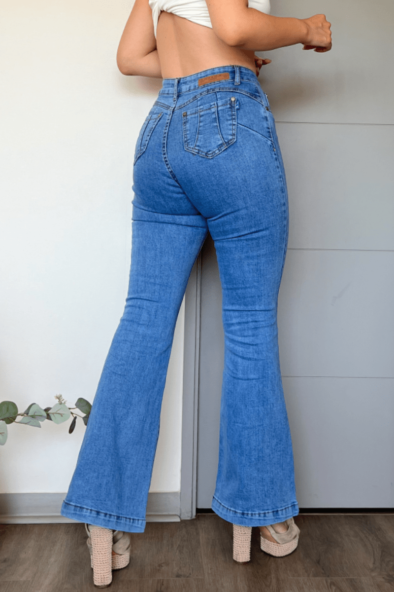 Jeans flare celeste tiro alto