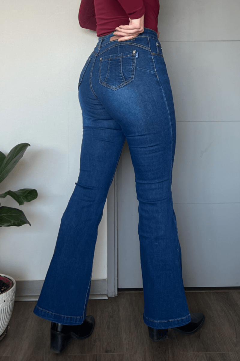 Jeans flare pata ancha azul marino clásico