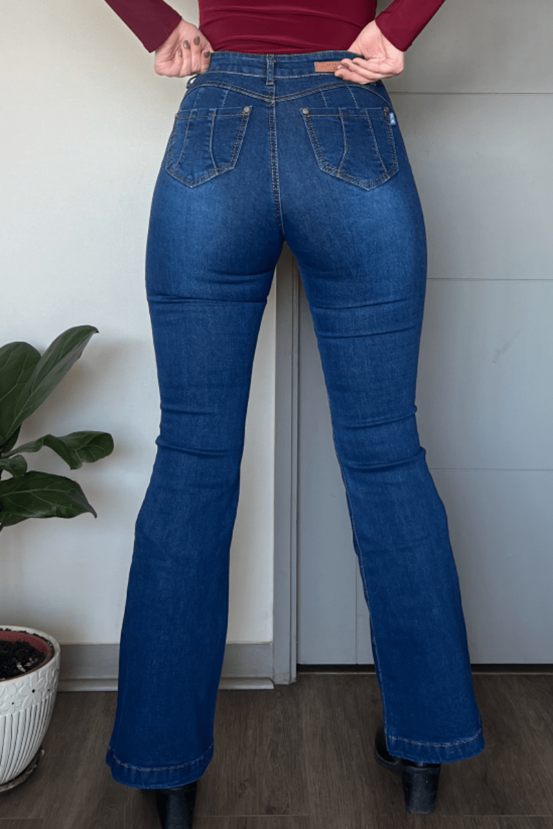 Jeans flare pata ancha azul marino clásico