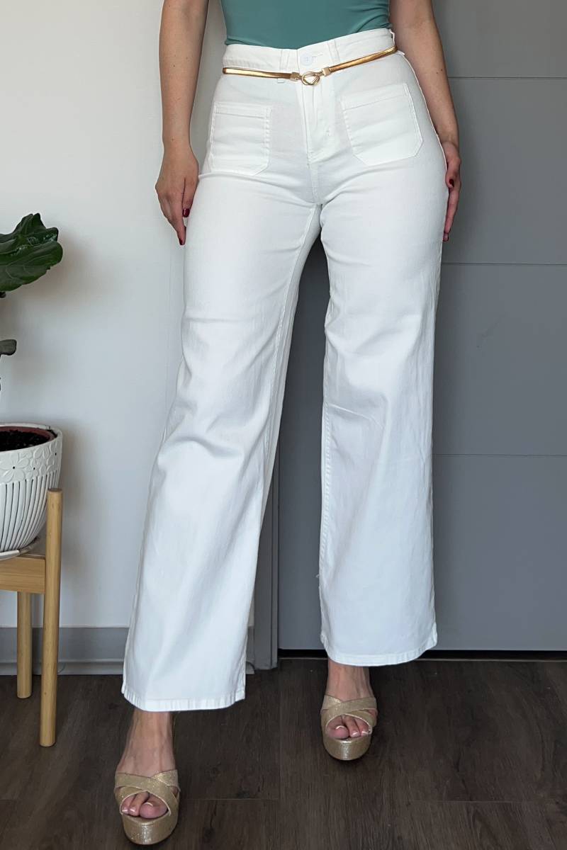 Pantalón jeans wide leg tiro alto elasticados